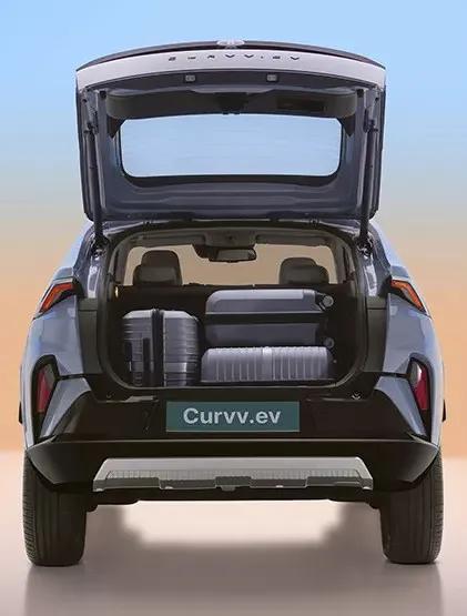 tata-curvv-ev-bootspace