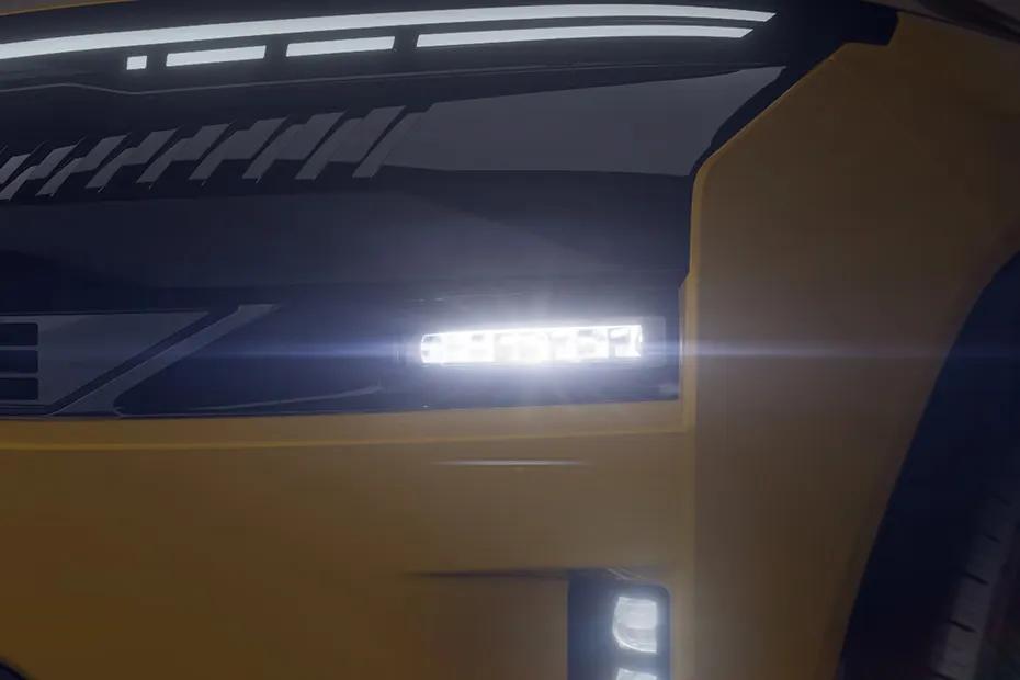tata-sierra-headlight