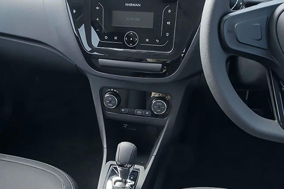 tata-xpres-t-ev-ac-controls