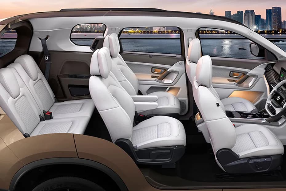 Tata Safari Accomplished Plus AT