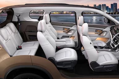Tata Safari Accomplished Plus AT