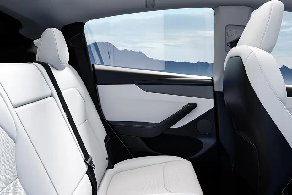 tesla-model-y-rear-seats