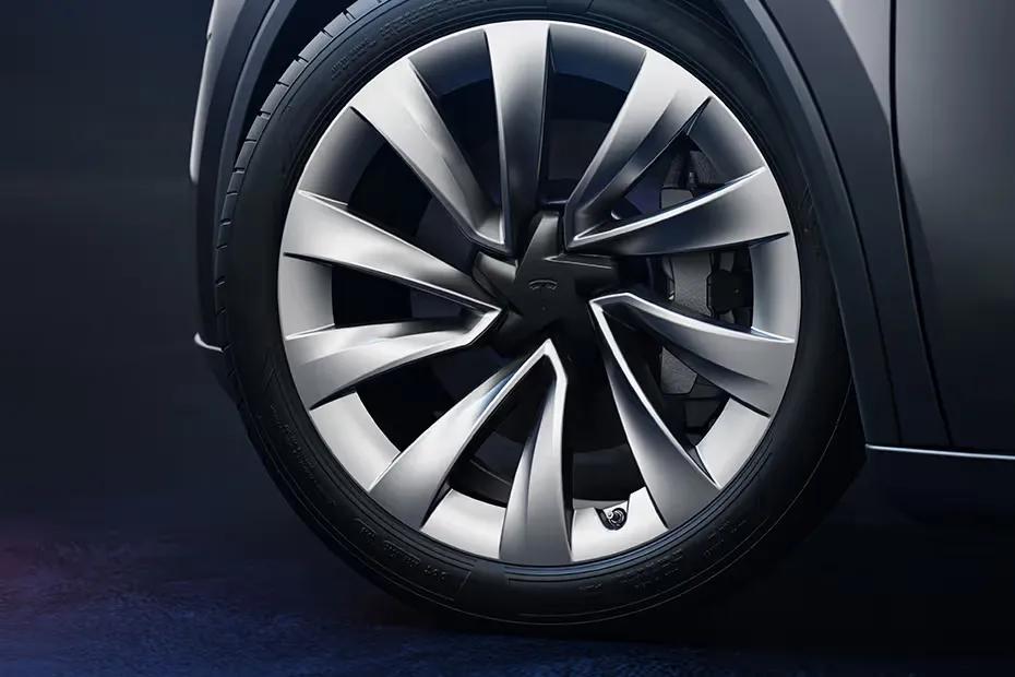 tesla-model-y-wheel
