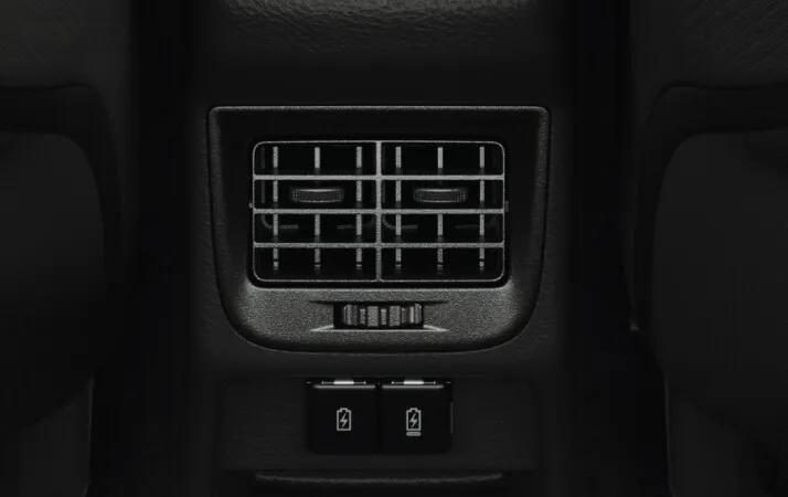 toyota-glanza-rear-ac-vents