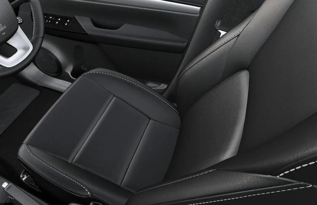 toyota-hilux-seats