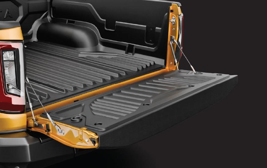 toyota-hilux-tail-gate-assist-system