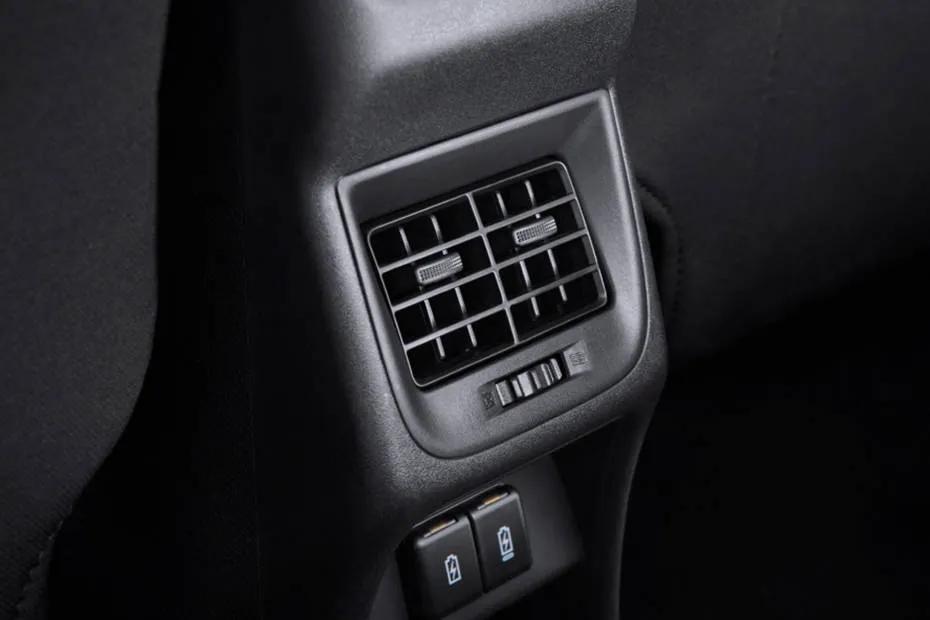 toyota-taisor-rear-air-vents