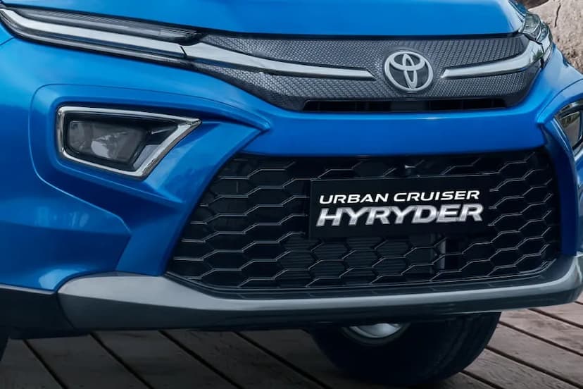 toyota-urban-cruiser-hyryder-front-grill