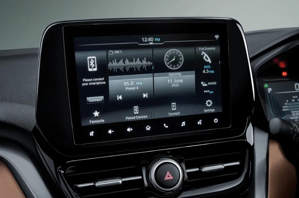 toyota-urban-cruiser-hyryder-infotainment-system