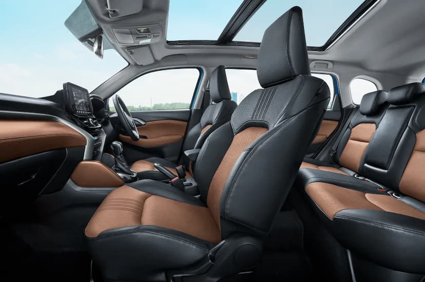 toyota-urban-cruiser-hyryder-seats