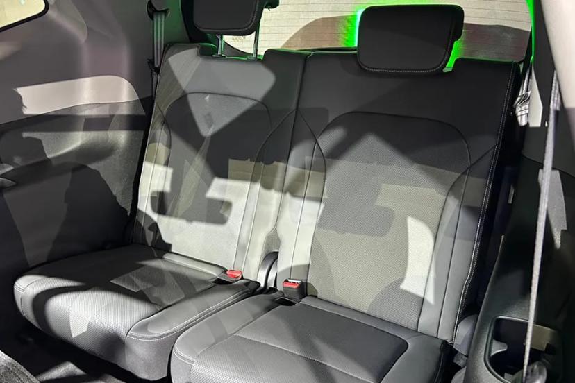 vinfast-vf-mpv-7-third-row-seats