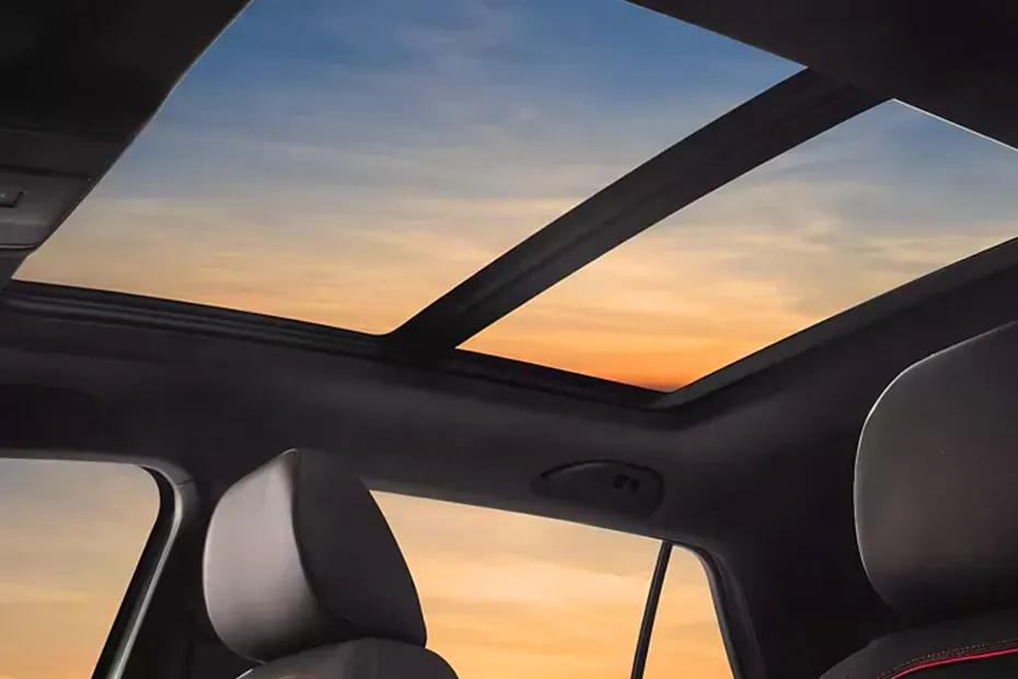 volkswagen-taigun-sun-roof-moon-roof