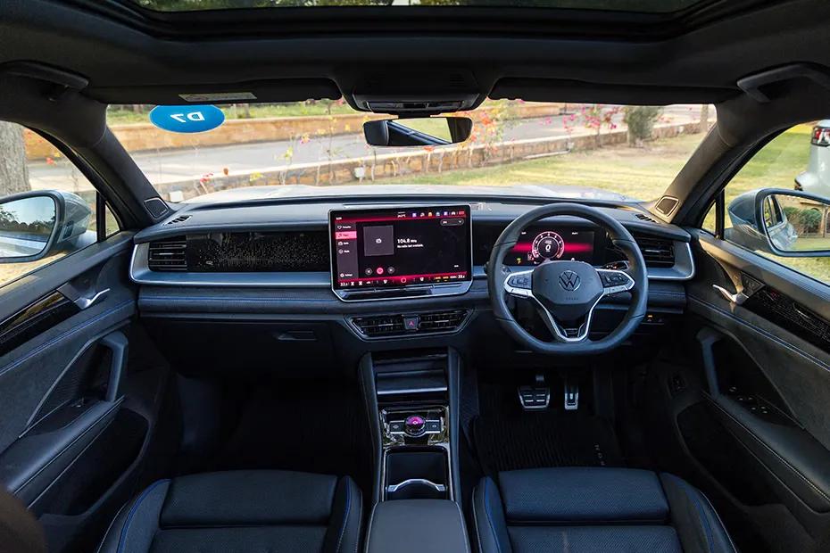 volkswagen-tayron-r-line-dashboard