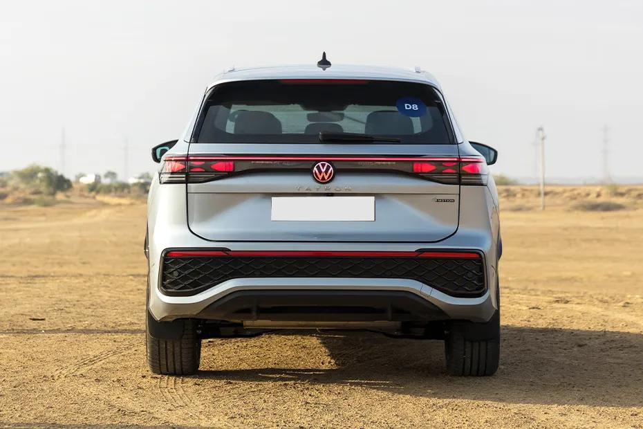 volkswagen-tayron-r-line-rear-view