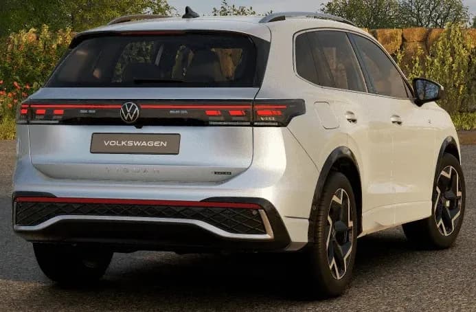 volkswagen-tiguan-r-line-rear-right-view