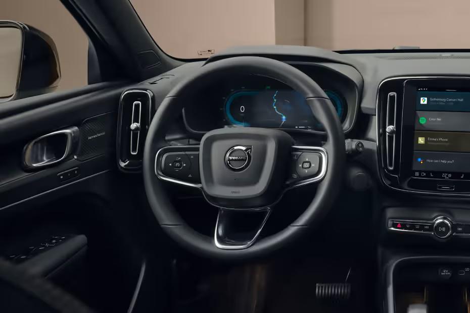 volvo-ex40-steering
