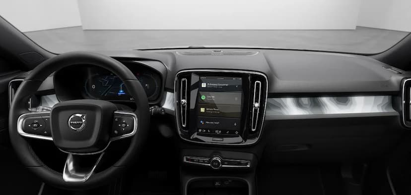 volvo-xc-40-recharge-dash-board