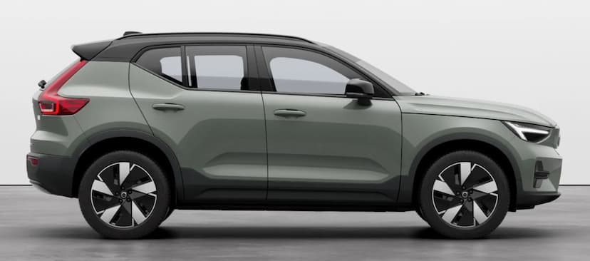 volvo-xc-40-recharge-right-view