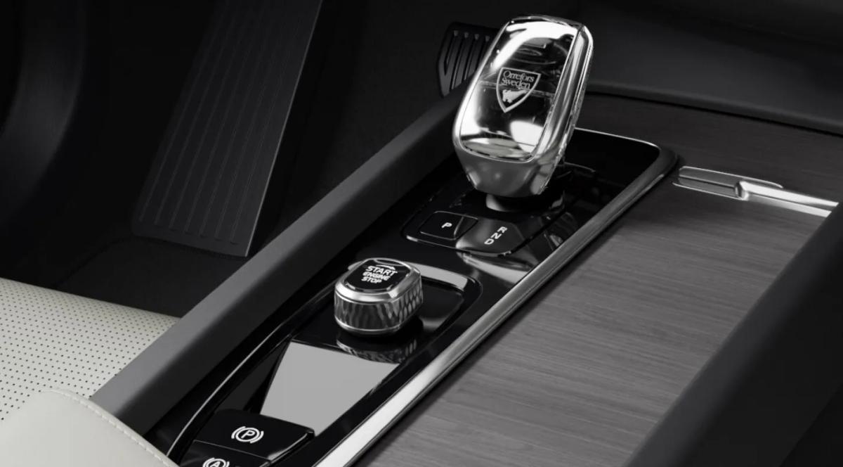 volvo-xc-90-gear-lever