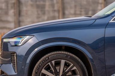 Volvo XC90 preview 4