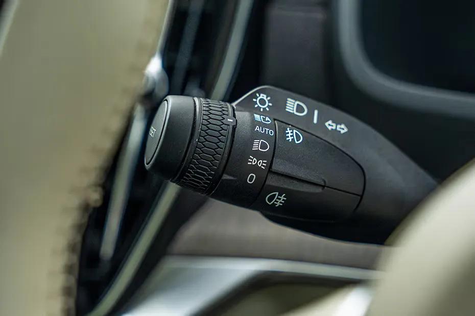 Xc90 Headlight Control