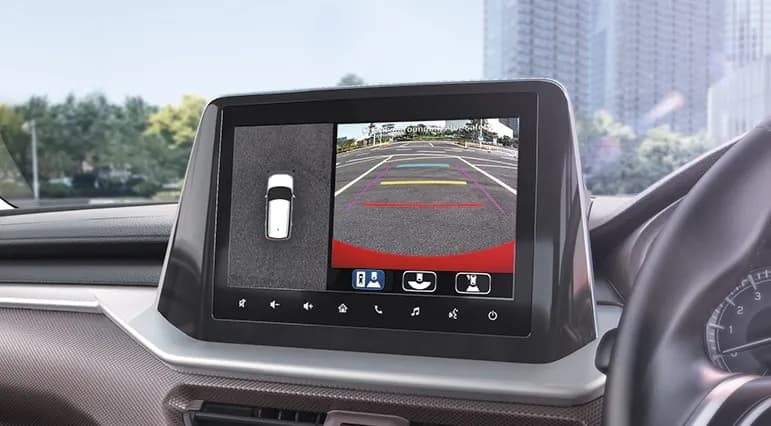 maruti-suzuki-brezza-parking-camera