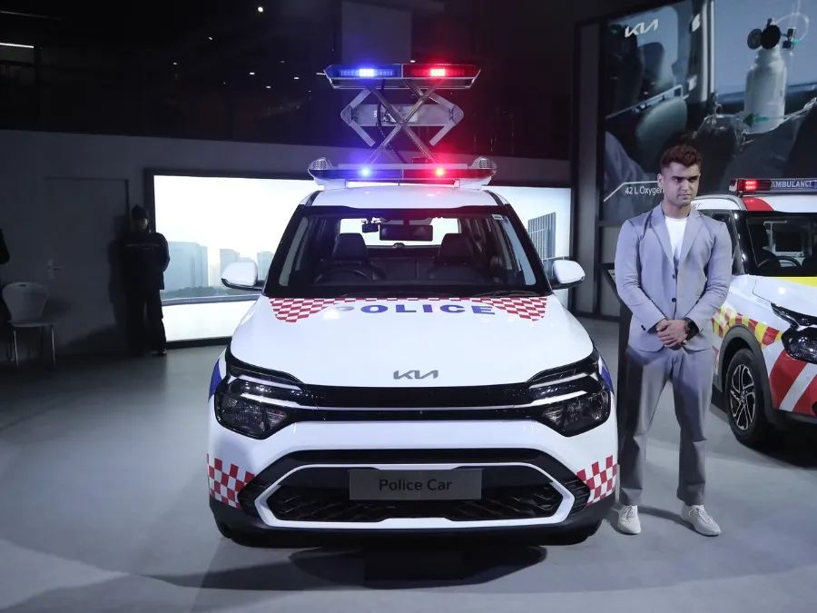 Punjab Police Kia Carens