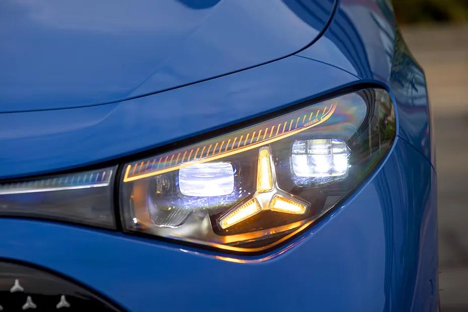 mercedes-benz-cla-electric-turn-indicator-front