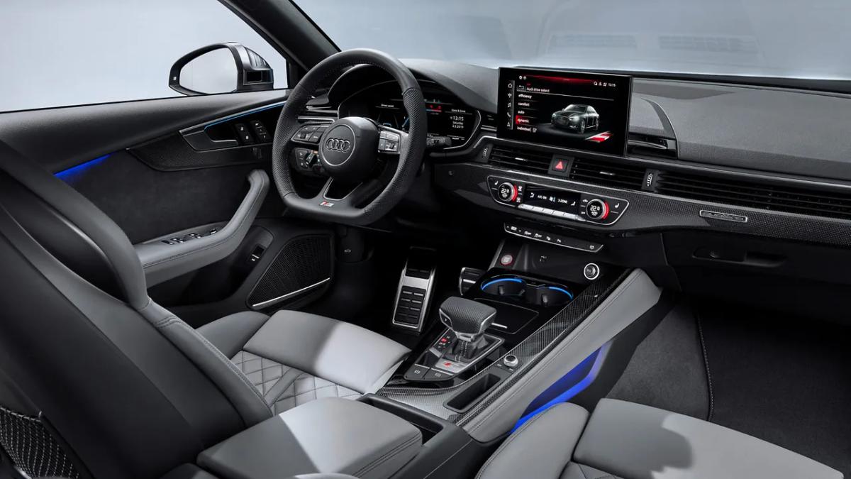 audi-a4-dashboard