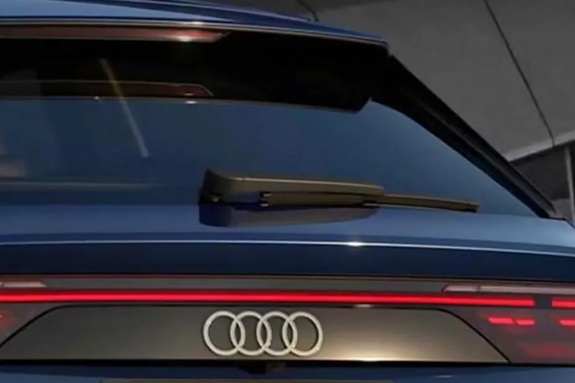audi-sq8-rear-wiper