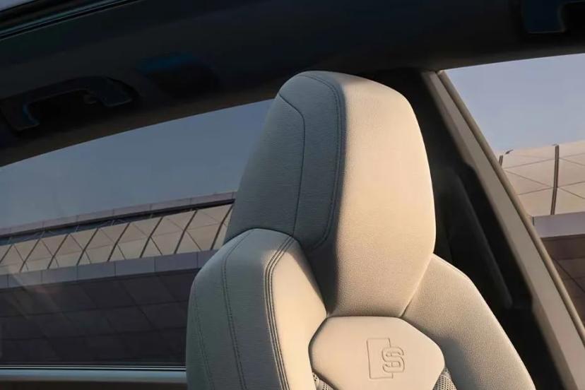 audi-sq8-seat-headrest