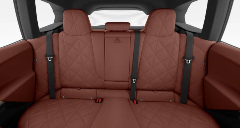 bmw-i5-rear-seat