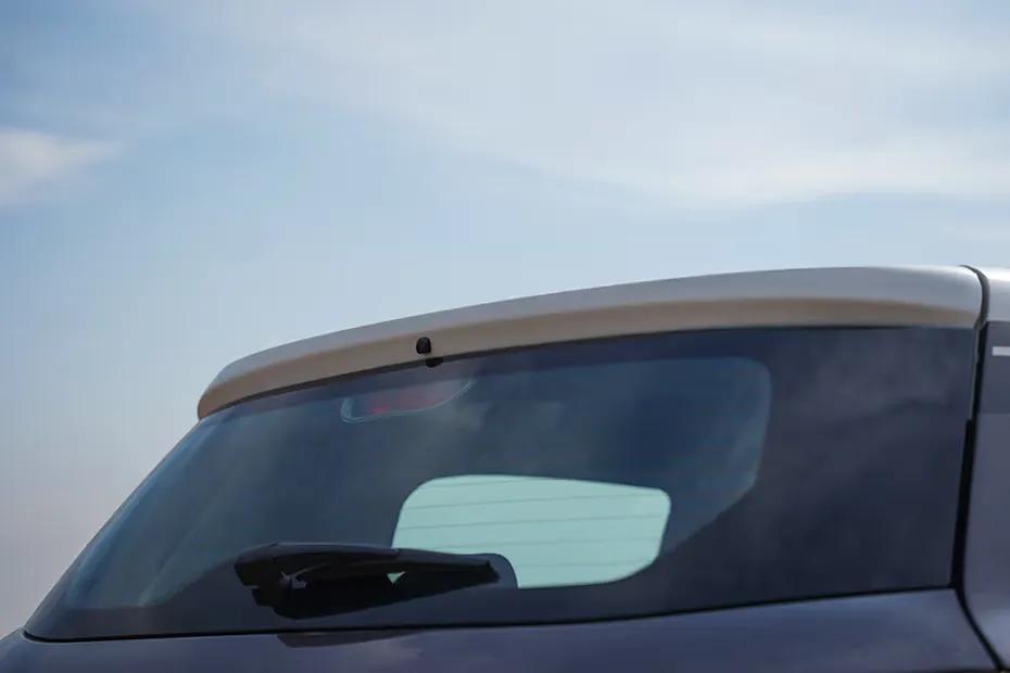 citroen-e-c3x-rear-spoiler