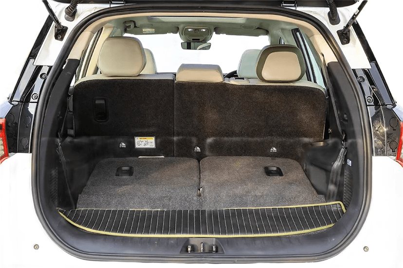 mahindra-xev-9s-boot-space