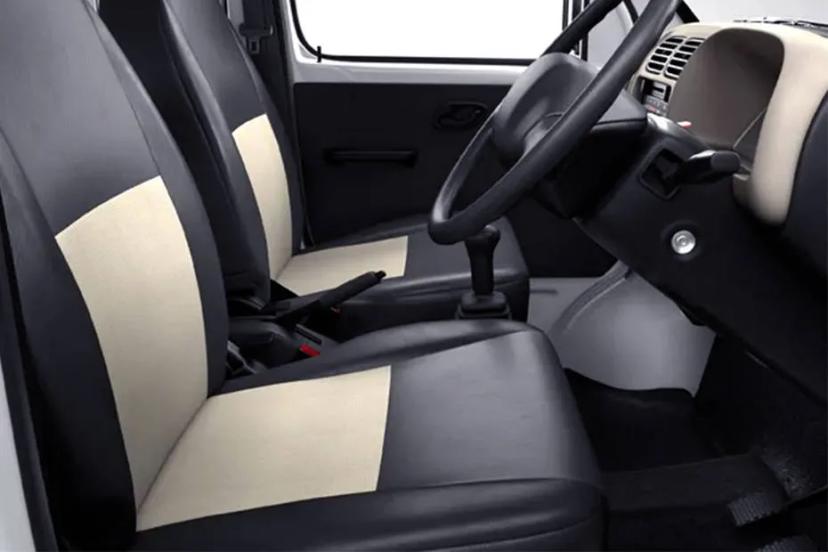 maruti-suzuki-eeco-cargo-door-view-of-driver-seat