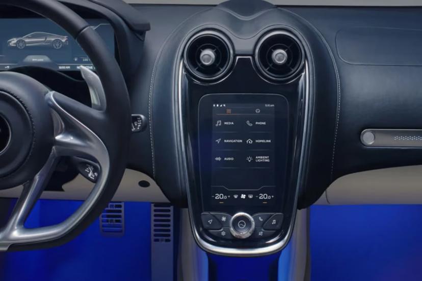 mclaren-gt-infotainment-system