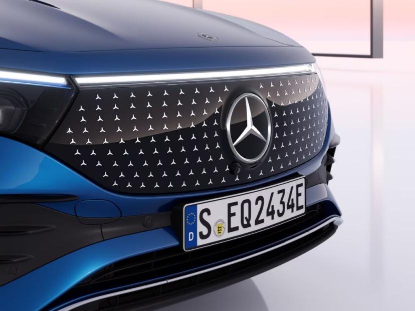 mercedes-benz-eqa-front-grill