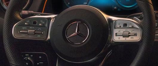 mercedes-benz-eqb-steering-with-conyrols