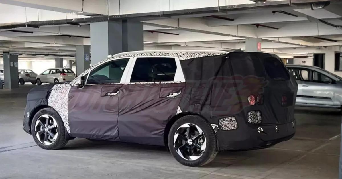 New 7-Seater Kia Hybrid SUV Spotted Testing in India