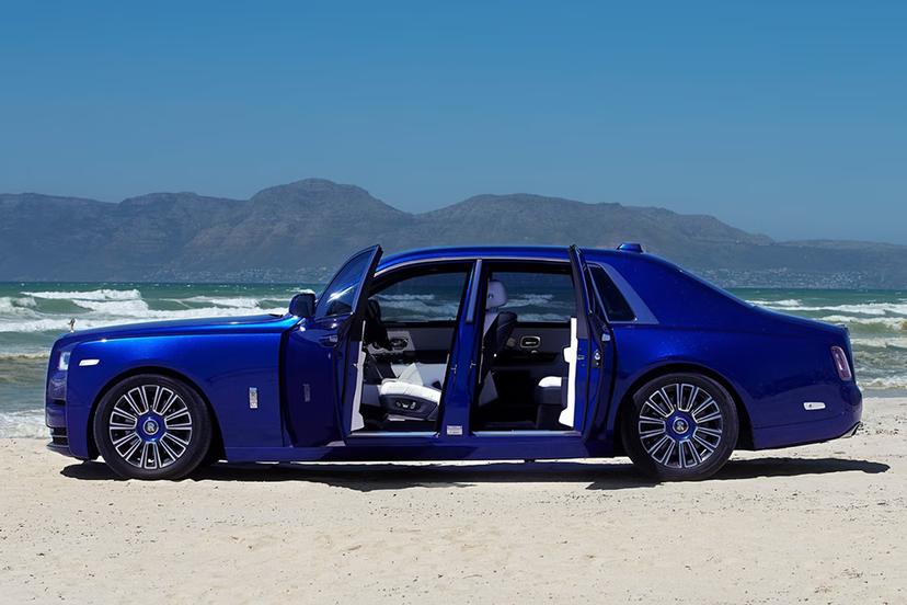 rolls-royce-phantom-side-view