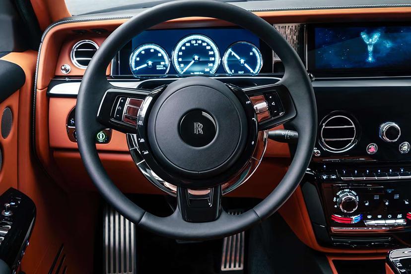 rolls-royce-phantom-steering-wheel