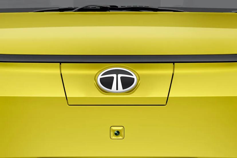 tata-punch-ev-charging-port