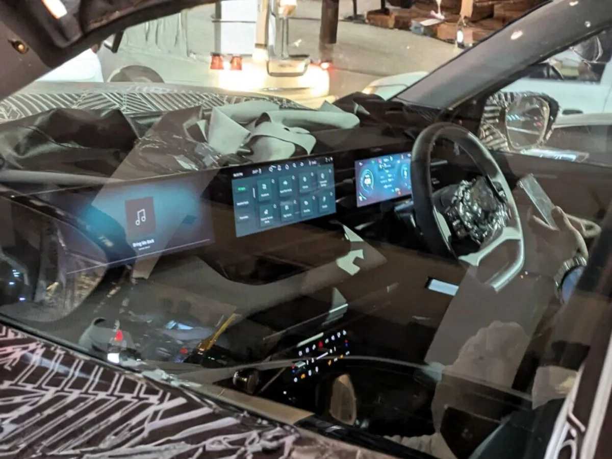 Tata Sierra Interior Revealed With Triple-Screen Setup Tata Sierra Interior Revealed With Triple-Screen Setup-image