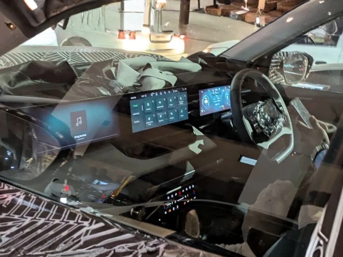 Tata Sierra Interior Revealed With Triple-Screen Setup
