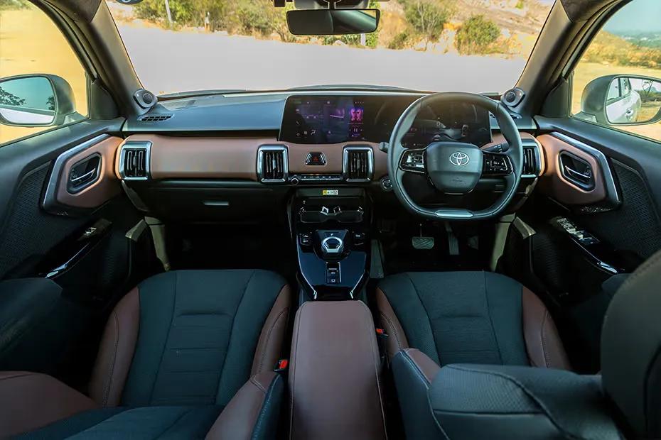 toyota-urban-cruiser-ebella-dashboard