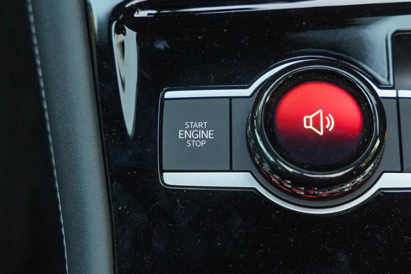 volkswagen-tayron-r-line-ignition-start-stop-button