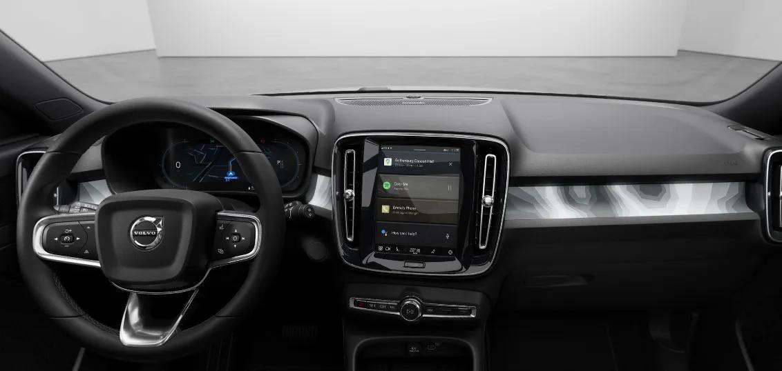 volvo-xc-40-recharge-dash-board