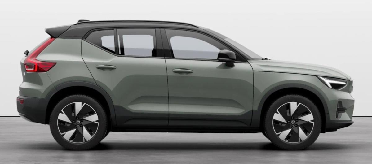 volvo-xc-40-recharge-right-view